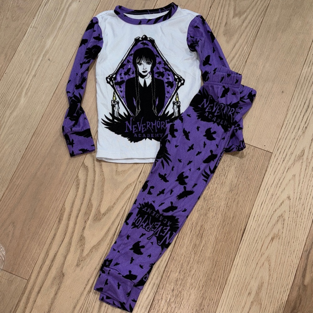 💜🖤 Wednesday PJ set